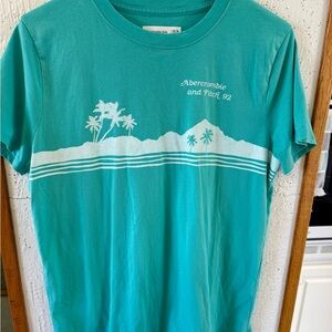 Abercrombie Kids Blue and White Short Sleeve Tee